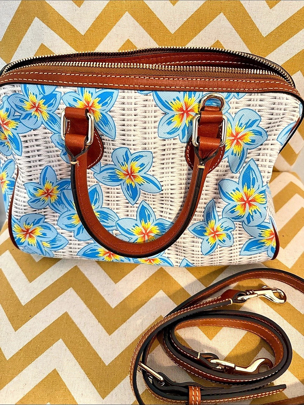 NWOT Dooney & Bourke Plumeria Geena Satchel